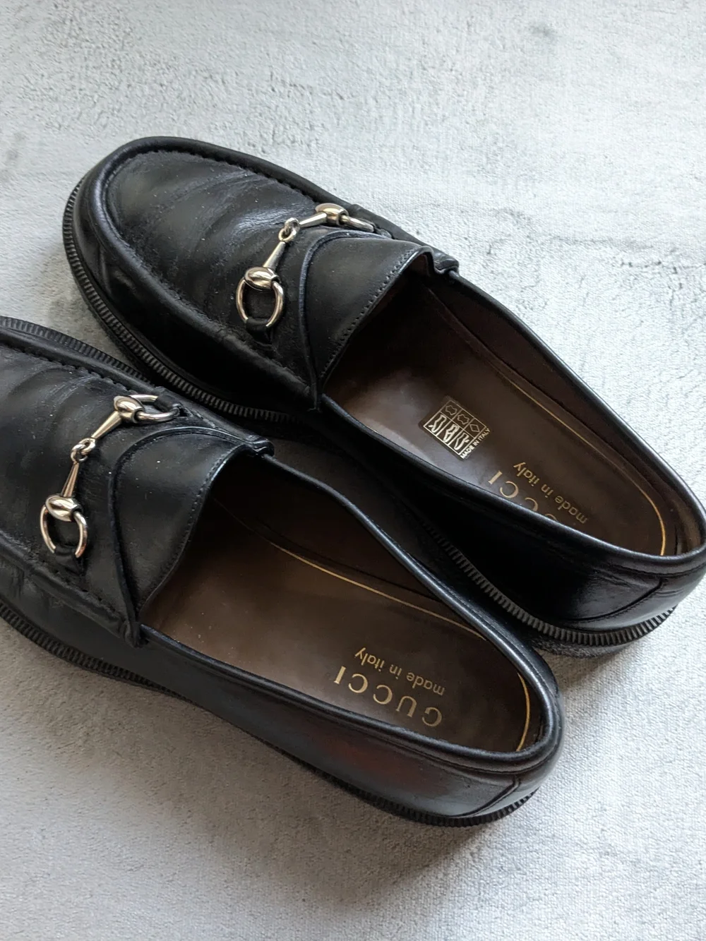 Gucci Men's Black Leather Horsebit Loafers